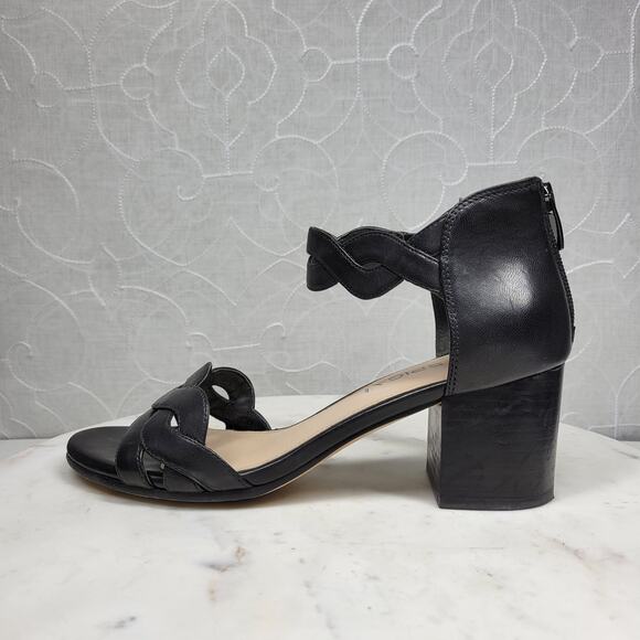 VTG Via Spiga Janel Heels Womens 7 Black Leather Chunky Twisted Strap Block Heel - Picture 1 of 16